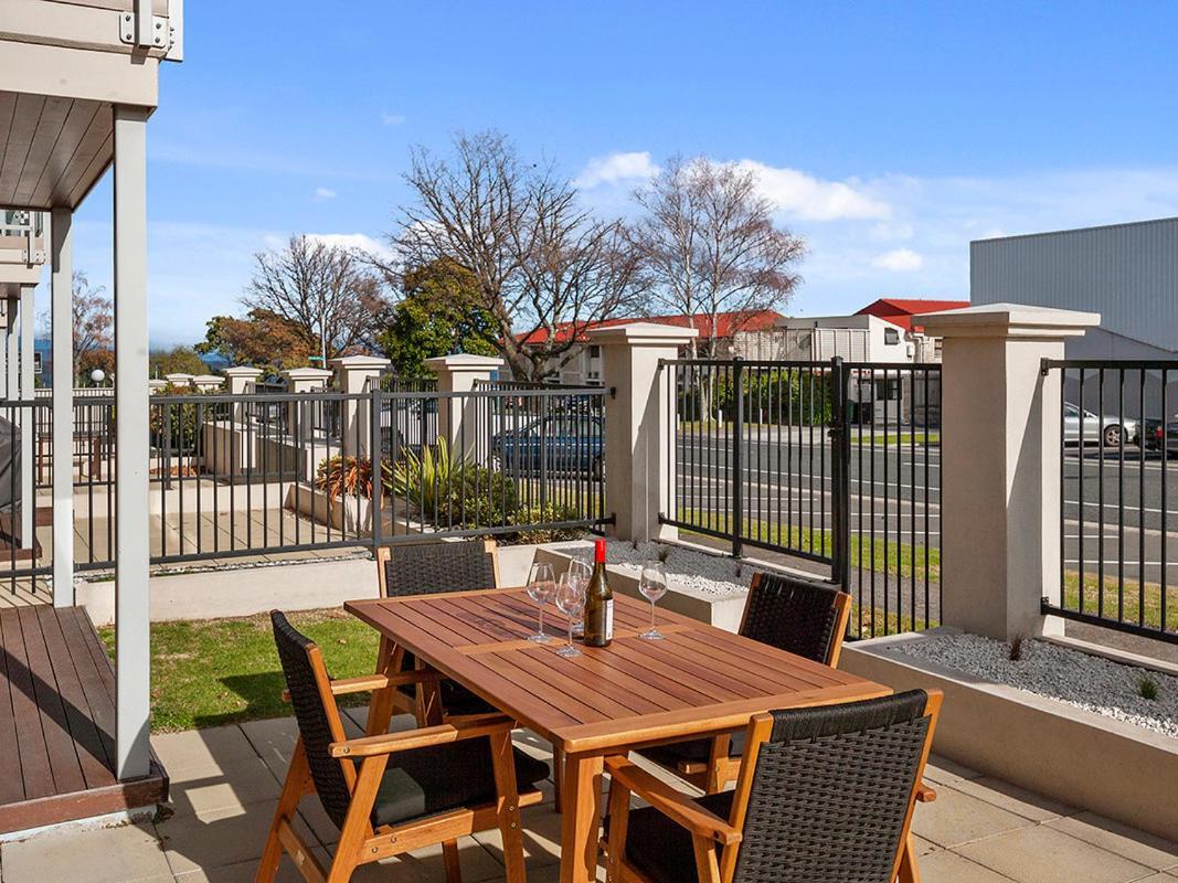 Roberts Retreat - Taupo Holiday Home Экстерьер фото